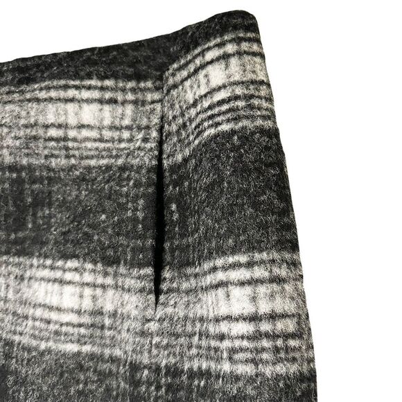 UNIQLO Plaid Wool Blend‎ A-line Skirt - Large - black & white plaid - pockets! - Picture 2 of 6
